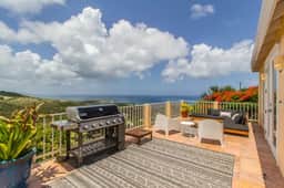 Dragonfly Villa - 3BR/4BA, Sleeps 8 with Pool!
