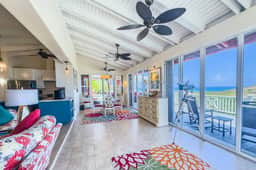 Hook ’em on Paradise - Luxury Villa