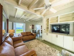 Moko Vista - Hilltop Ocean View Villa