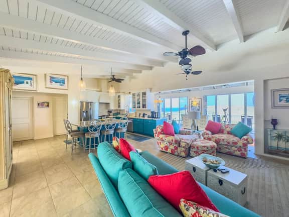 Hook ’em on Paradise - Luxury Villa